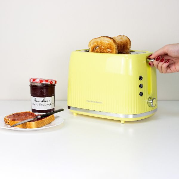 Hamilton Beach Miami Kettle & 2 Slot Toaster Banana Split