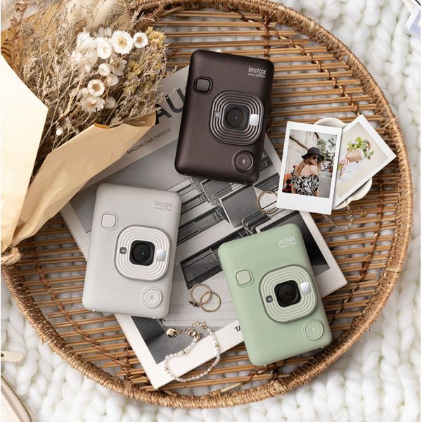 Fuji Instax Mini LiPlay Hybrid Instant Camera Misty White